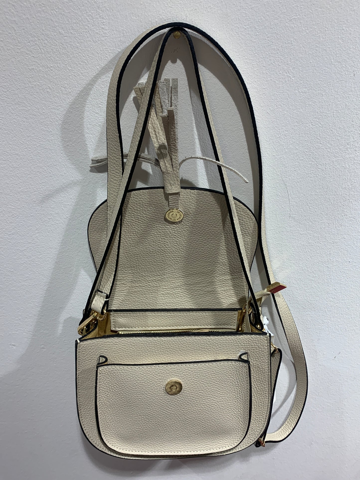 SUSY MIX - Borsa a spalla con tracolla in ecopelle, beige