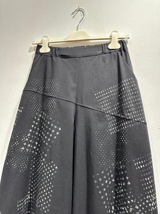 TADASHI - Pantalone balloon dettagli geometrici, Nero