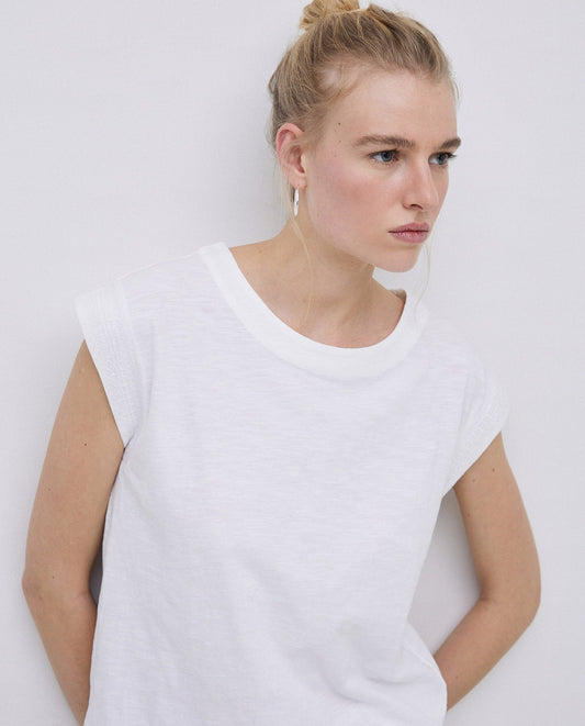 YERSE - T-shirt senza maniche con ricami, Bianco