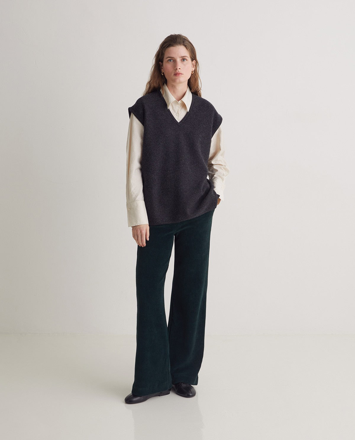 YERSE - Pantalone in velluto a coste, Dark Forest