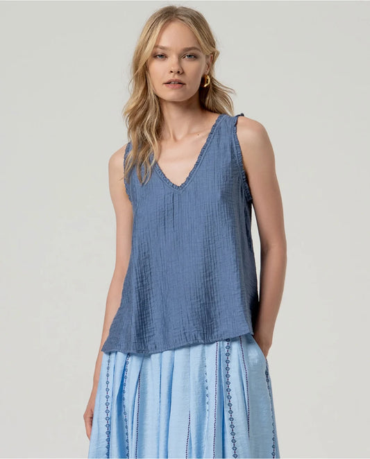 SURKANA - Top scollo a V in viscosa, Blu