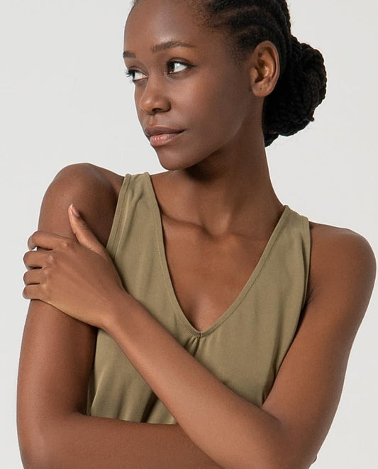 SURKANA - Top a V, Kaki