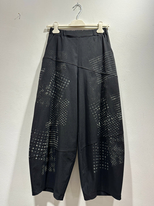 TADASHI - Pantalone balloon dettagli geometrici, Nero