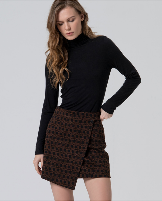 SURKANA - Gonna corta incrociata con stampa geometrica, Nero