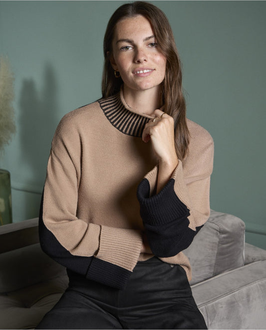 SURKANA - Maglione bicolore con collo perkins, Beige