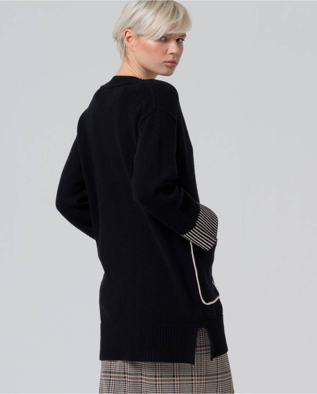 SURKANA - Cardigan lungo con tasche, Nero