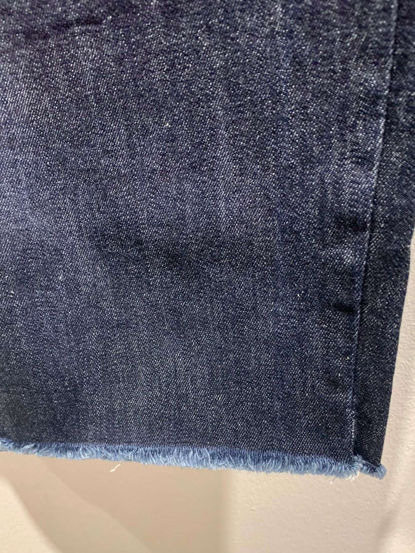 ThiPo - Pantalone sfrangiato in denim, Blu