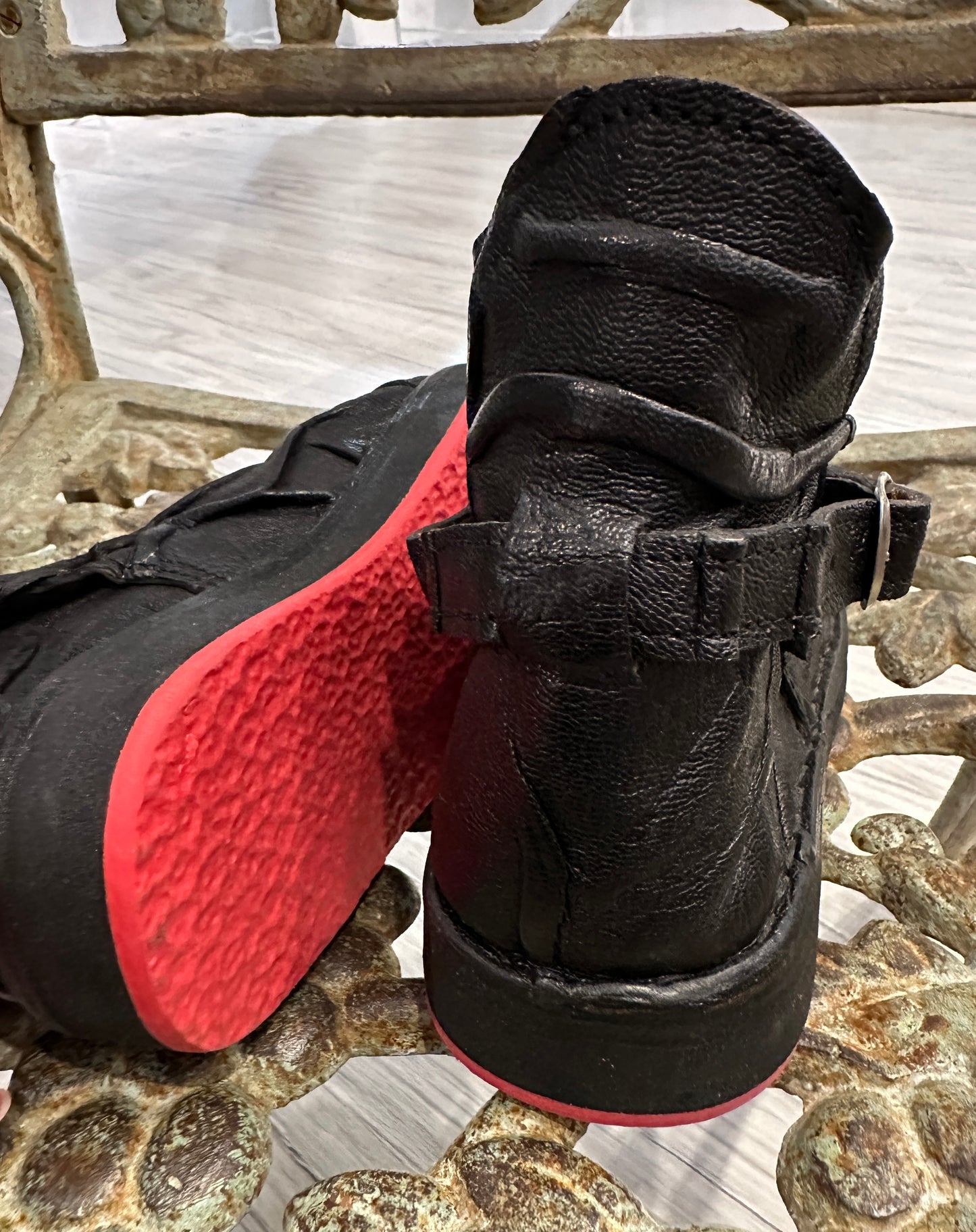 BREAD&BUTTER - Scarpa suola rossa, vera pelle