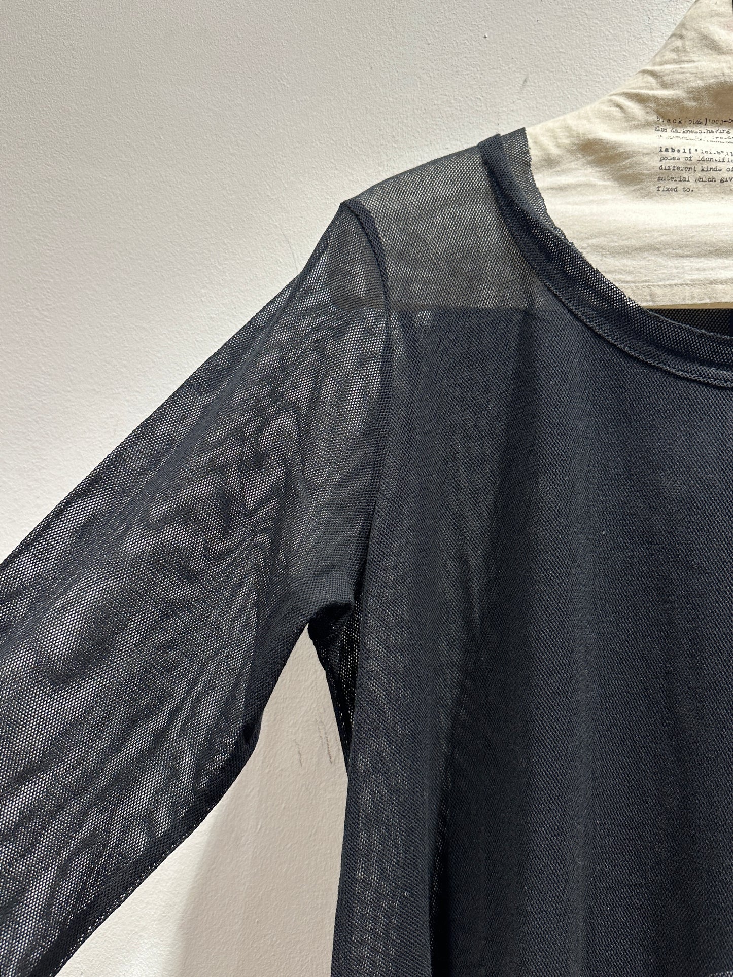 RUNDHOLZ - T-shirt retina svasata, Black