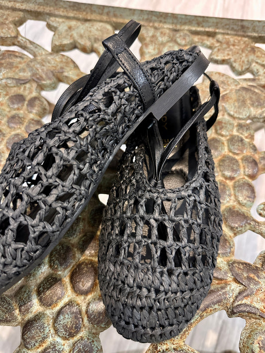 SHADDY - Sandalo traforato con lacci, Nero