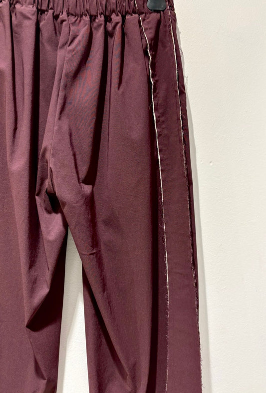 MANESERA - Pantalone con tagli, Vino