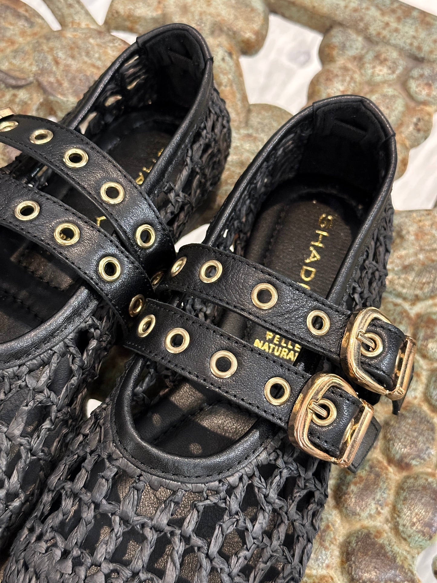 SHADDY - Ballerina traforata con fibbie, Nero