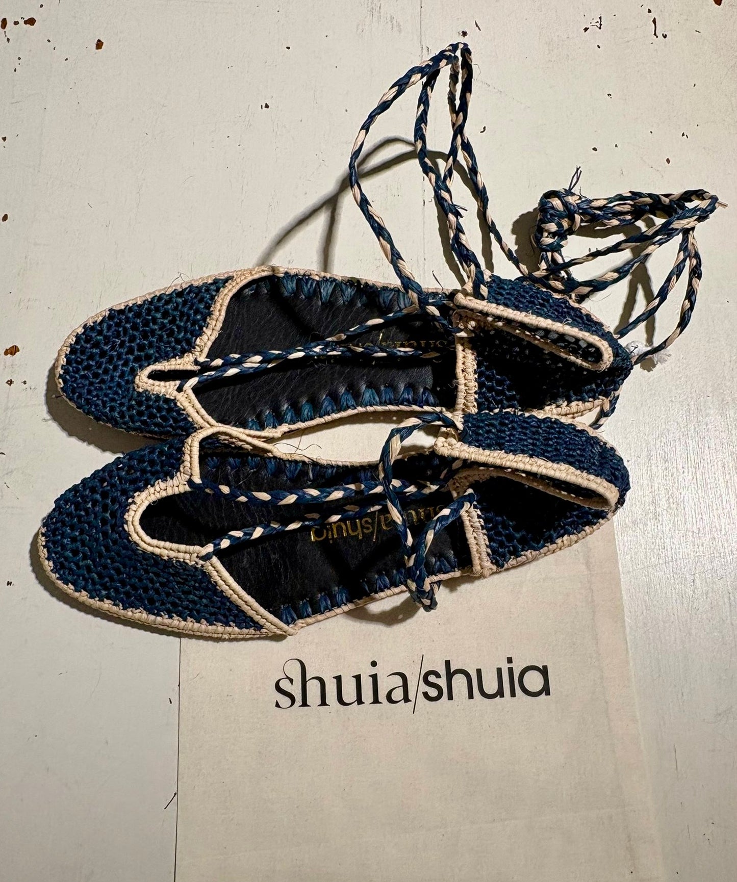 SHUIA SHUIA - Sandalo Rabat, Blu/Naturale