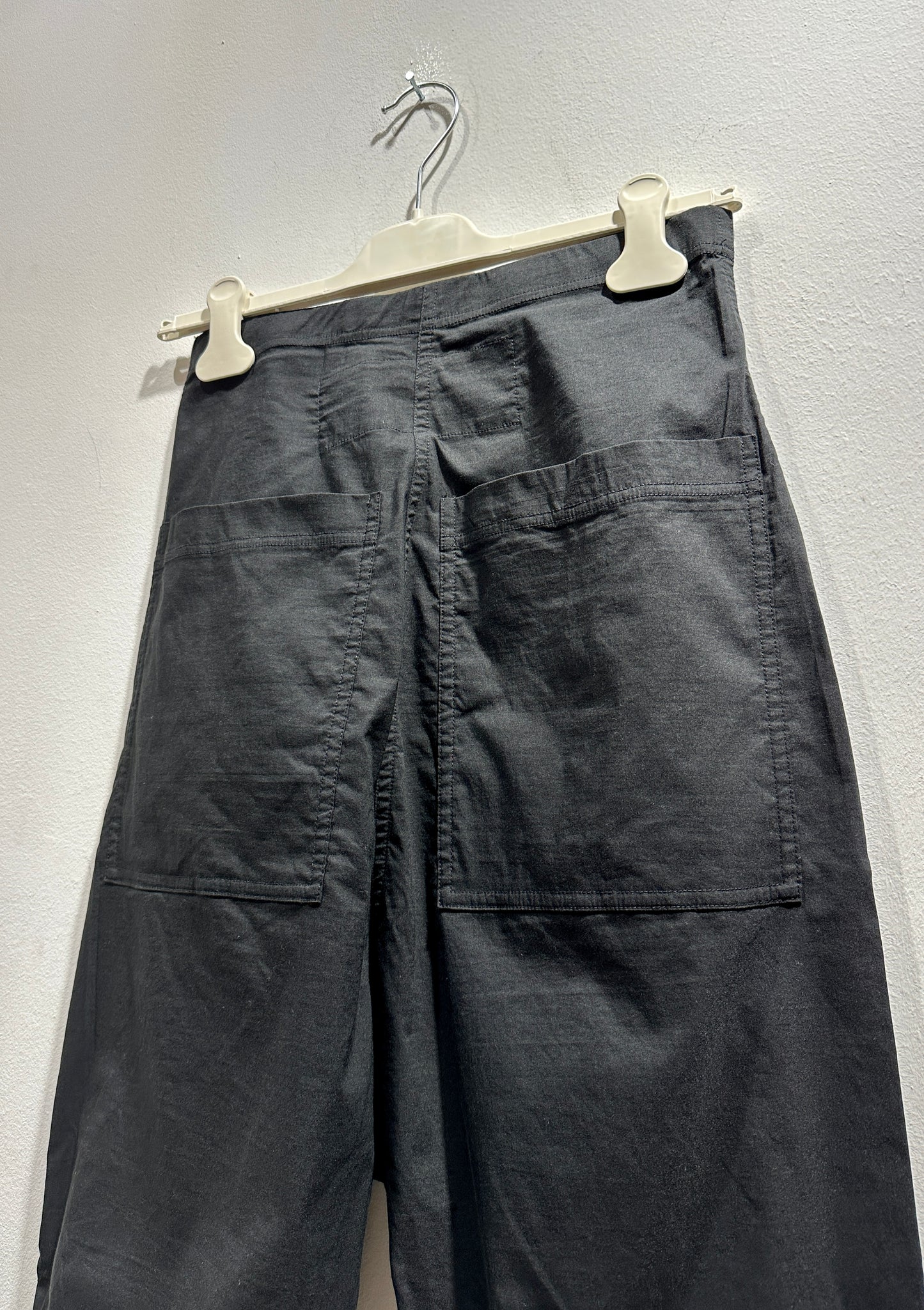 RUNDHOLZ - Pantalone cavallo basso, Nero