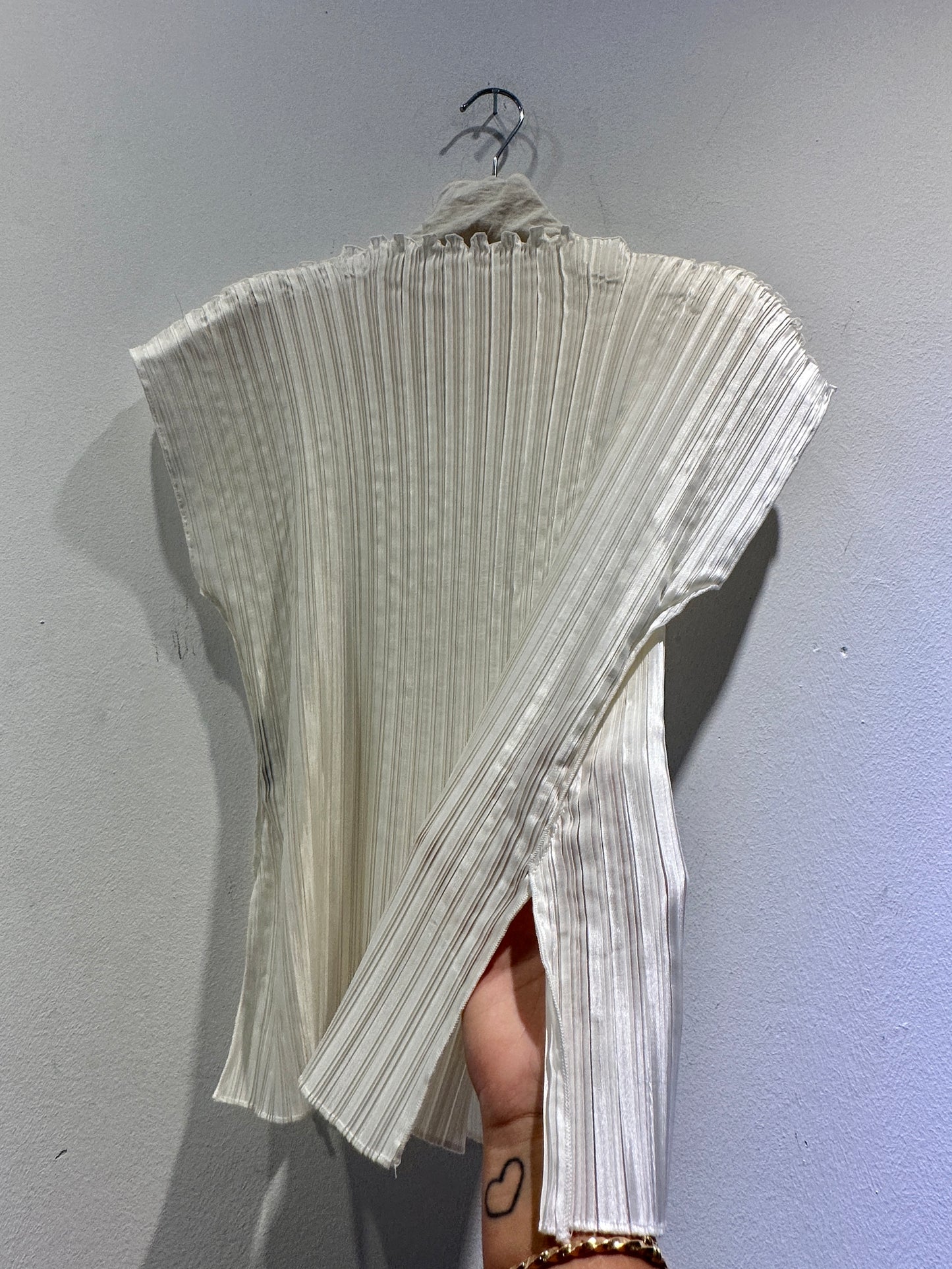 TADASHI - Blusa plisse