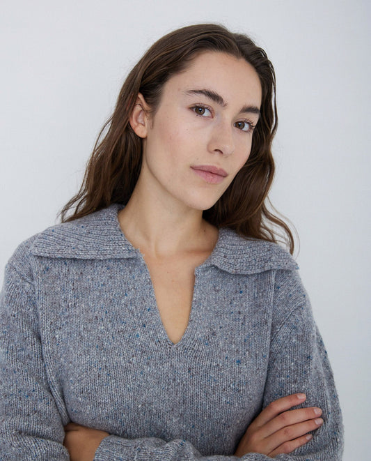 YERSE - Maglione in lana merino con scollo a V, Grigio