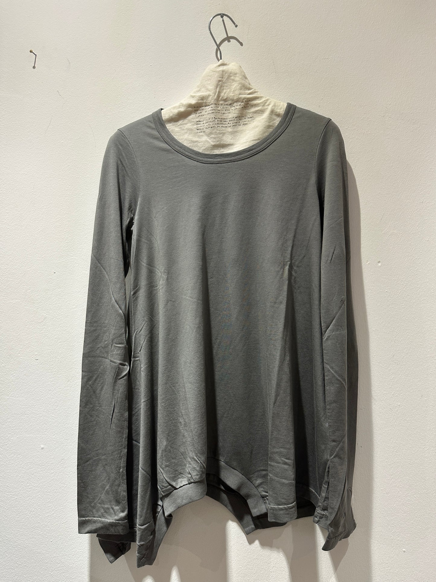 RUNDHOLZ - T-shirt svasata, Grey