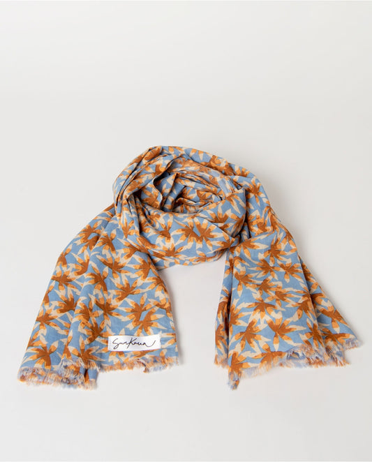 SURKANA - Foulard rettangolare stampato con frange corte, Blu polvere