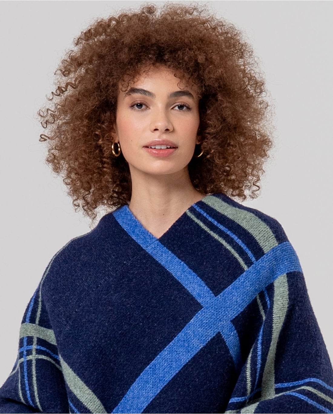 SURKANA - Poncho a quadri con frange