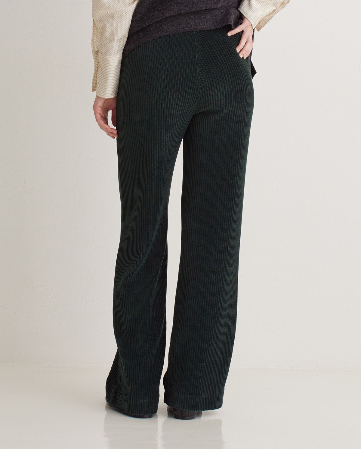 YERSE - Pantalone in velluto a coste, Dark Forest
