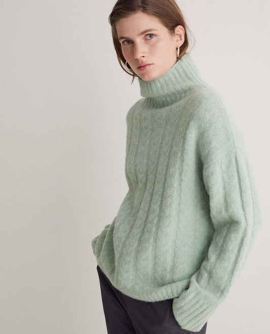 YERSE - Dolcevita trecce misto lana, Verde Chiaro