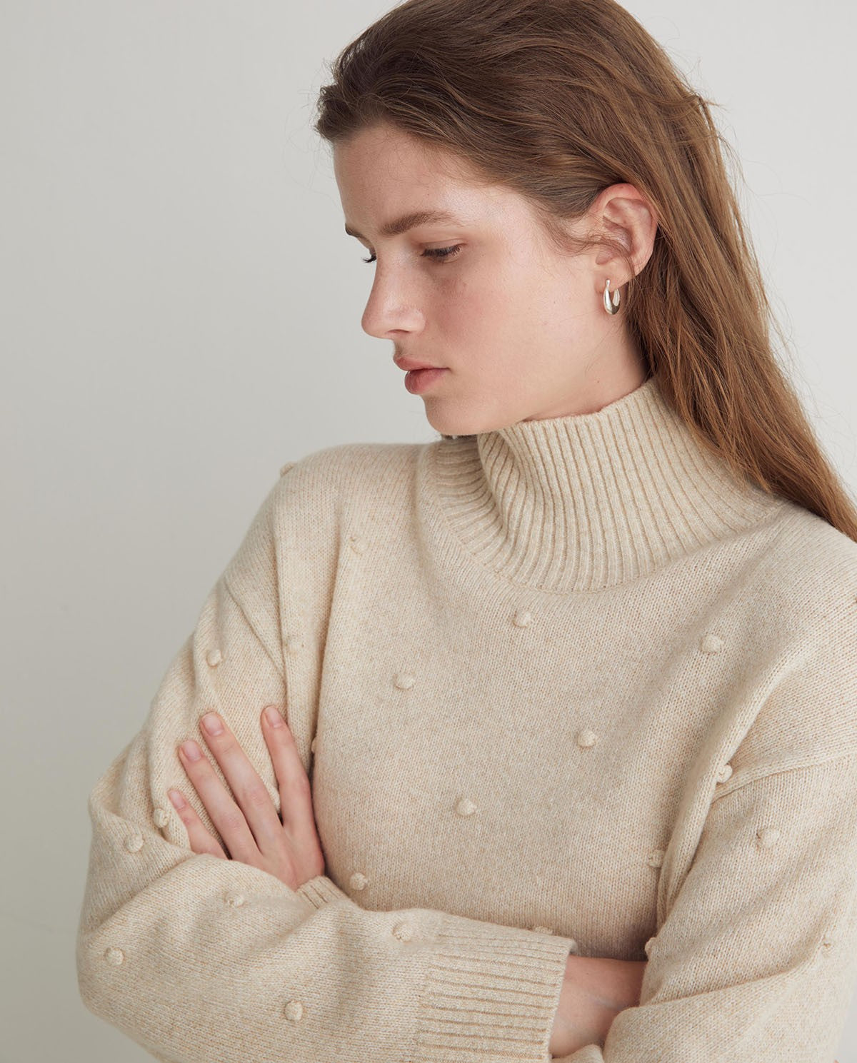 YERSE - Maglia misto lana con pompom, Ecru