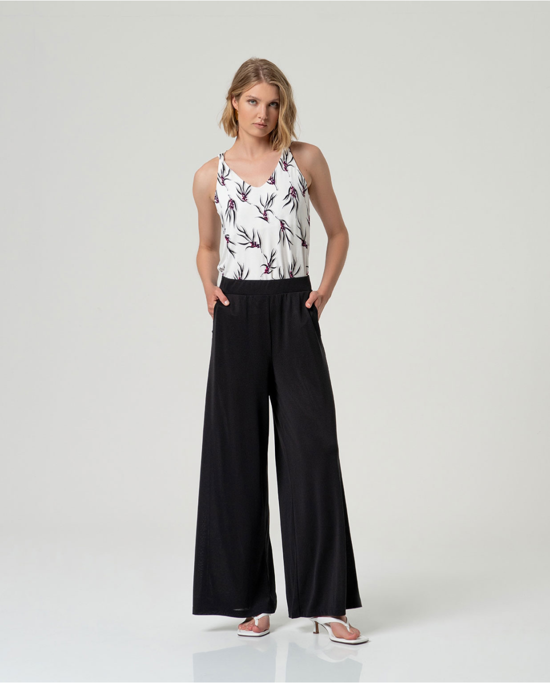 SURKANA - Pantalone largo, Nero