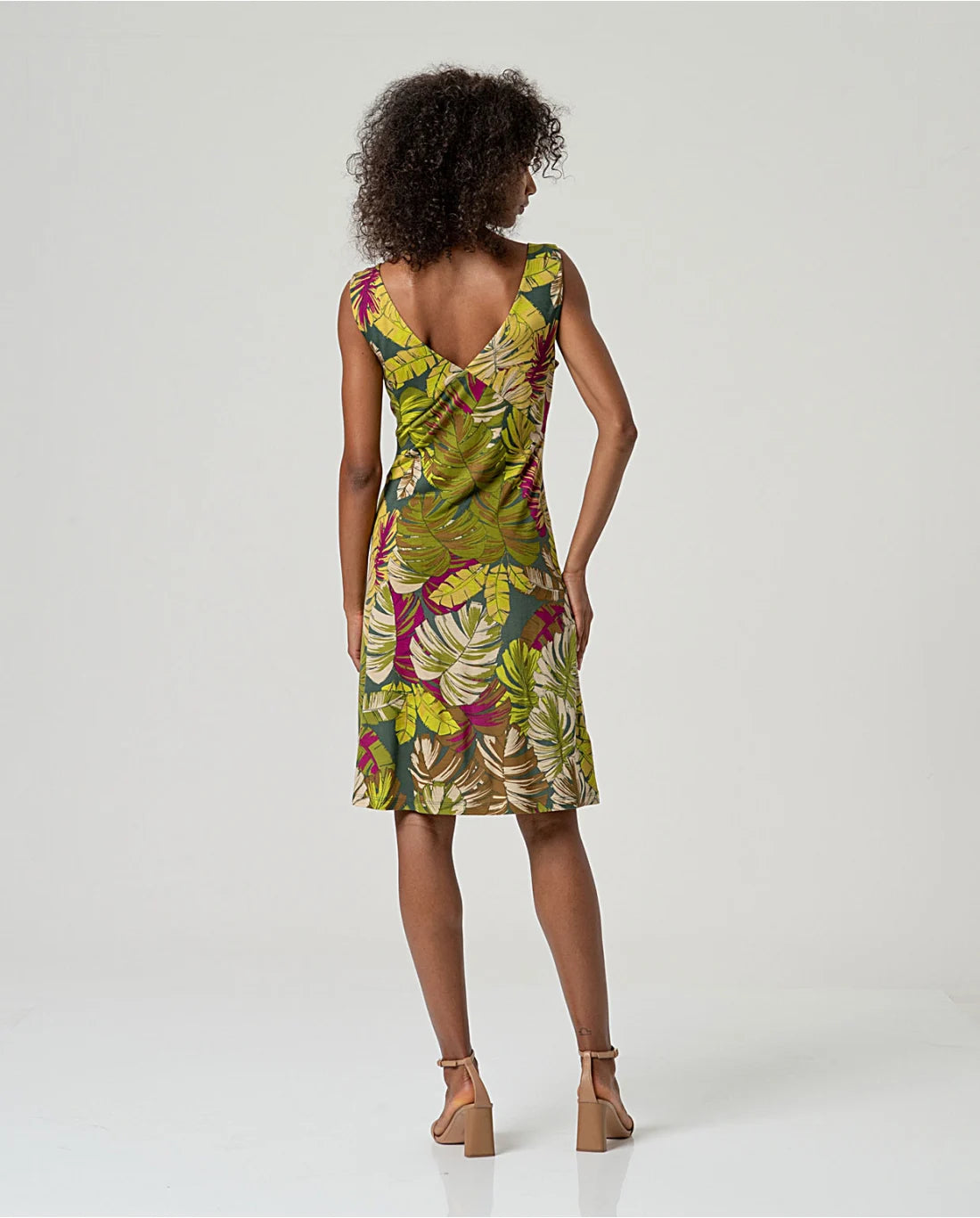 SURKANA - Vestito con scollo incrociato, Verde