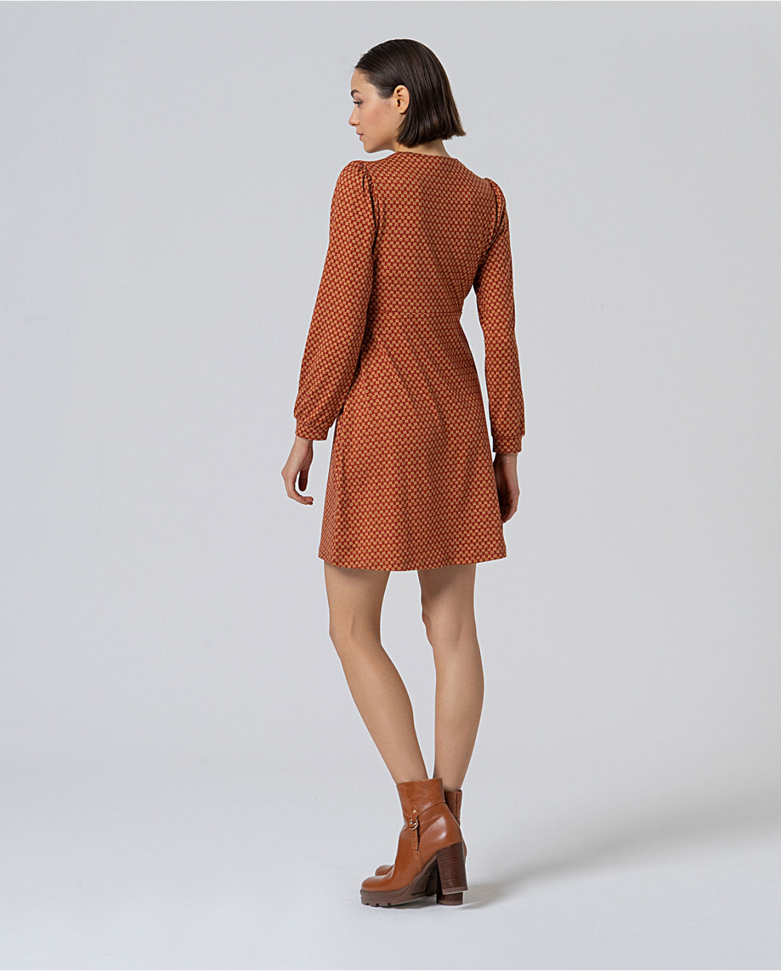 SURKANA - Abito con scollo arricciato, Toffee