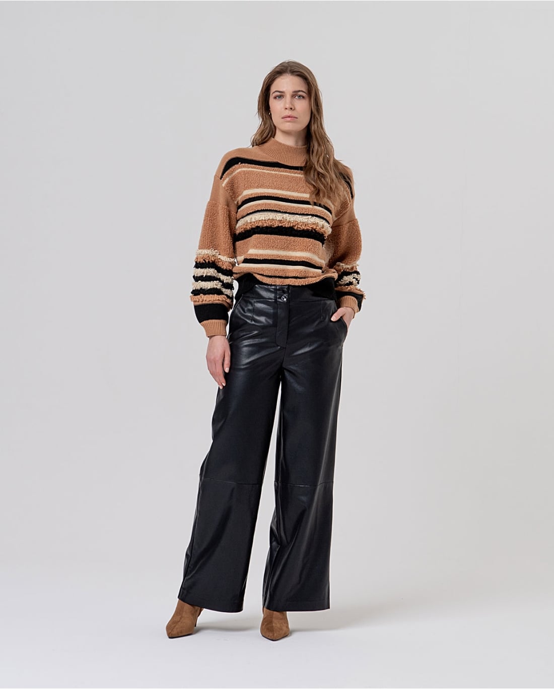 SURKANA - Pantalone simil pelle nero