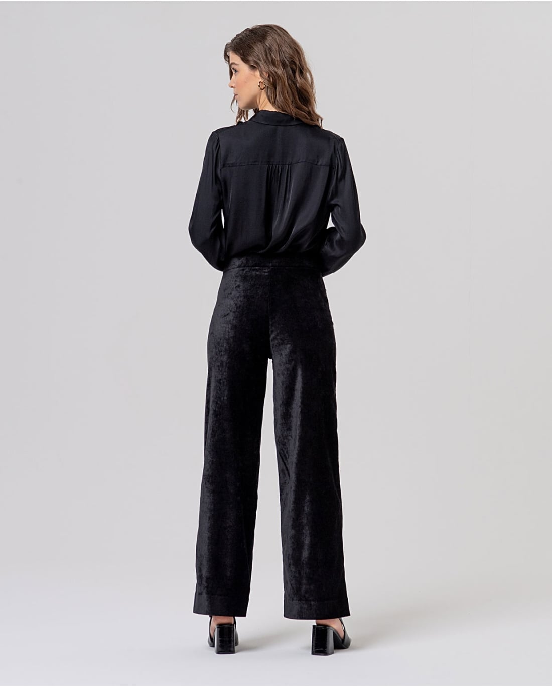 SURKANA - Pantalone in velluto nero