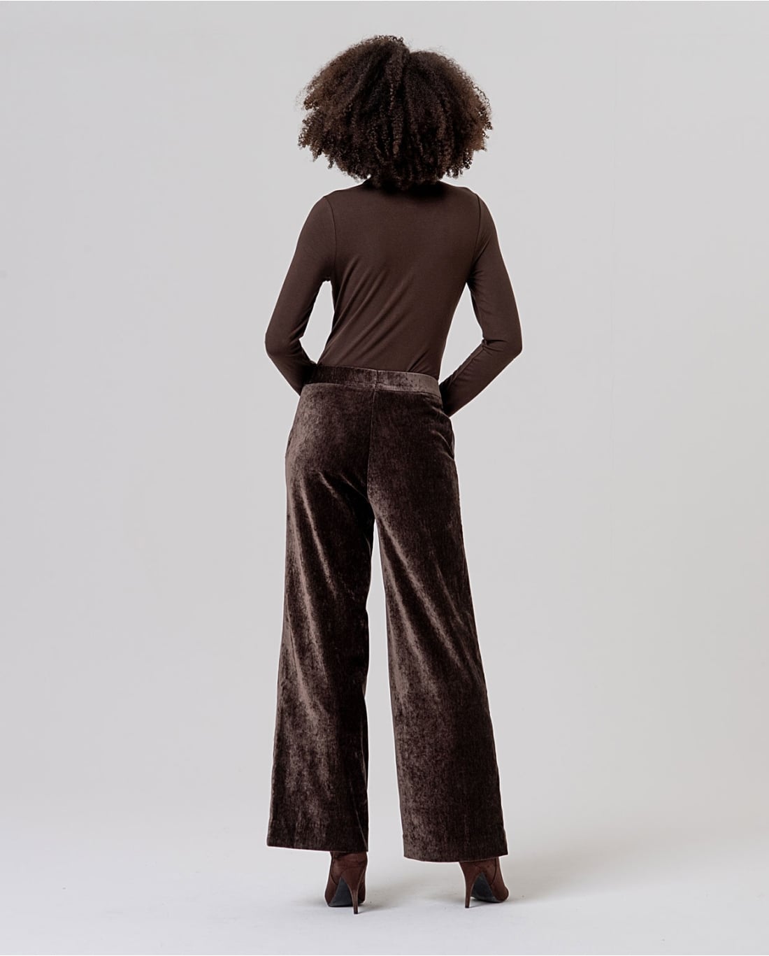 SURKANA - Pantalone in velluto cioccolato