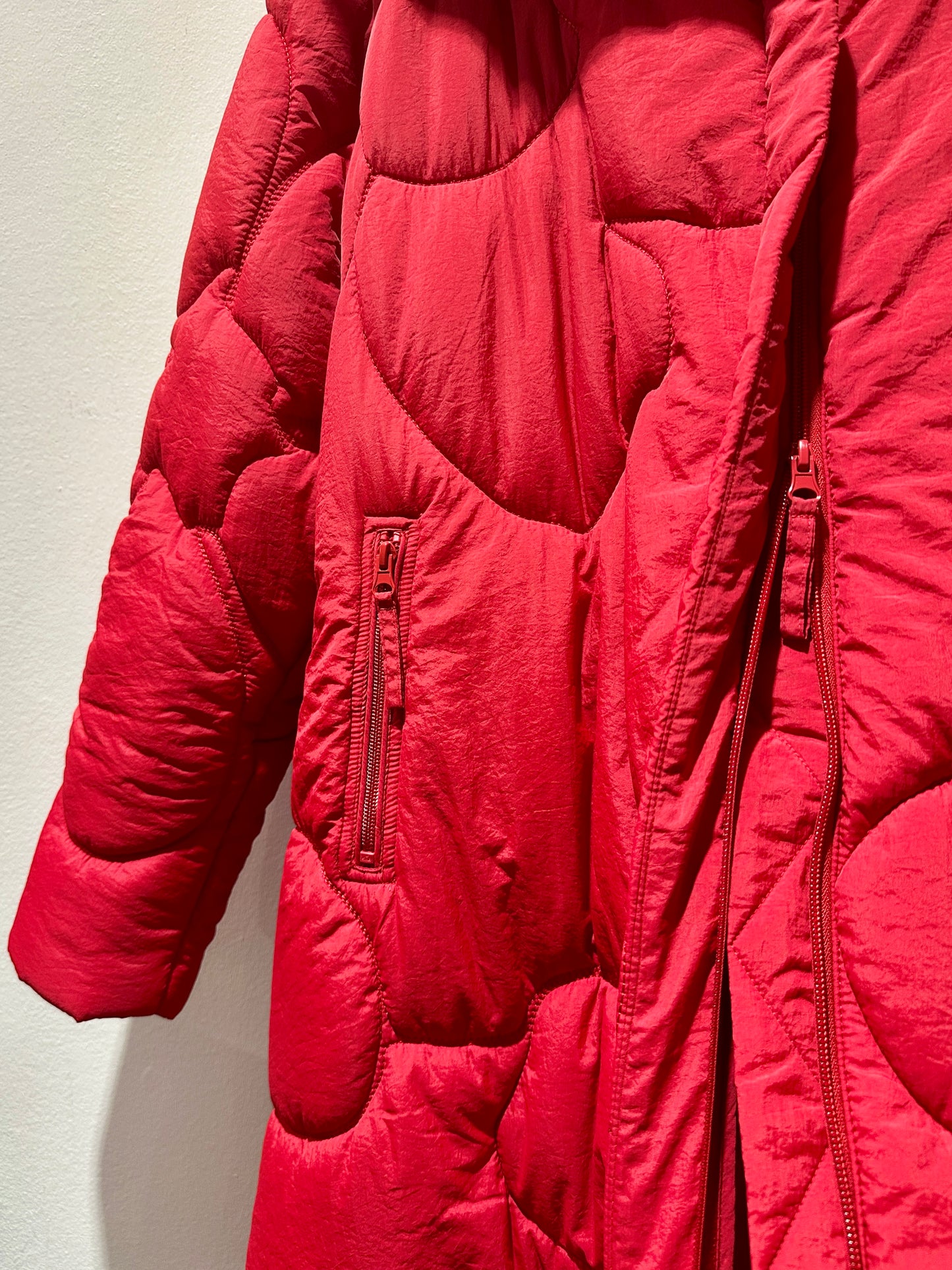 RUNDHOLZ - Piumino lungo imbottito, Red