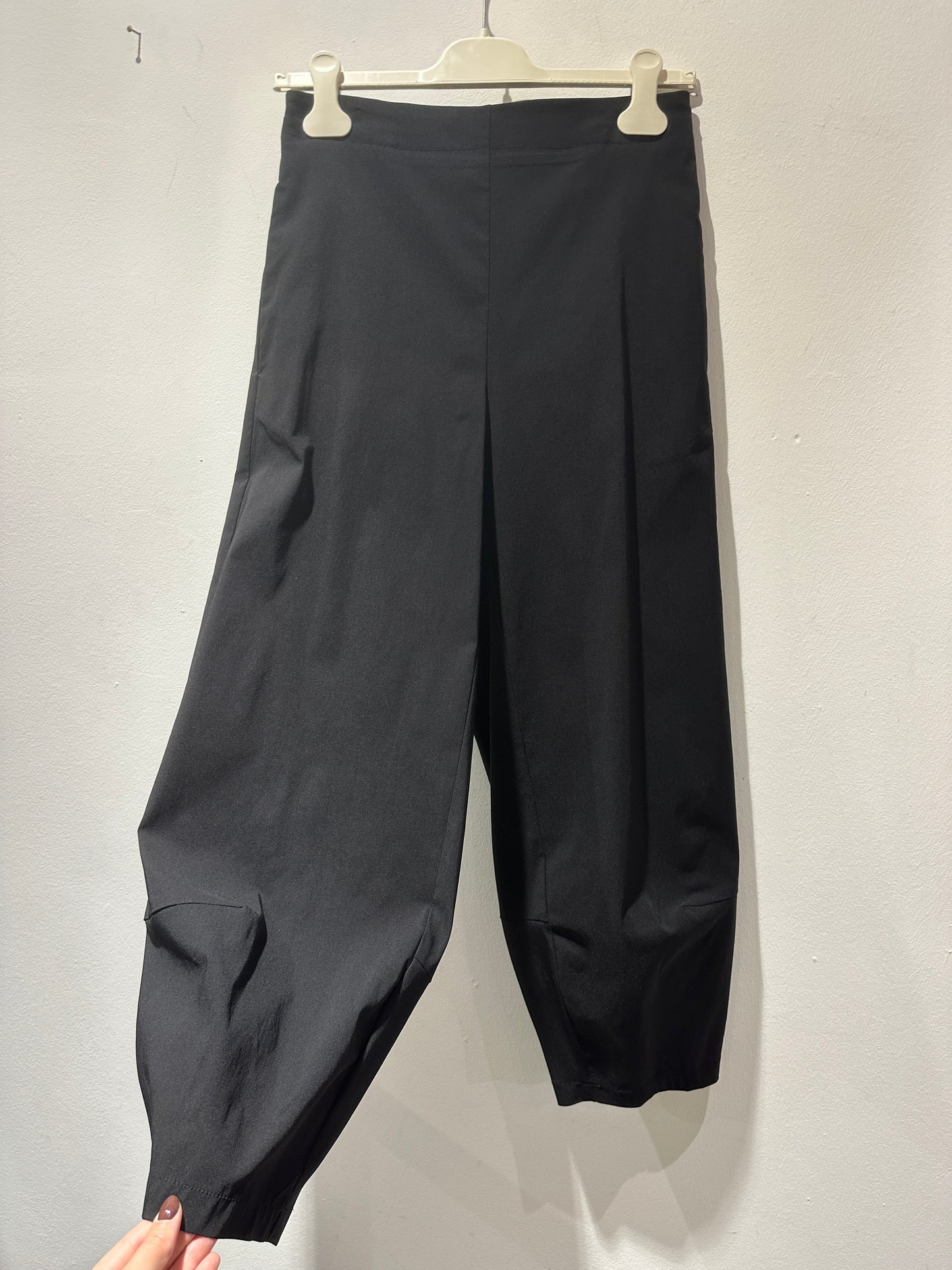 MANESERA - Pantalone carota, Nero