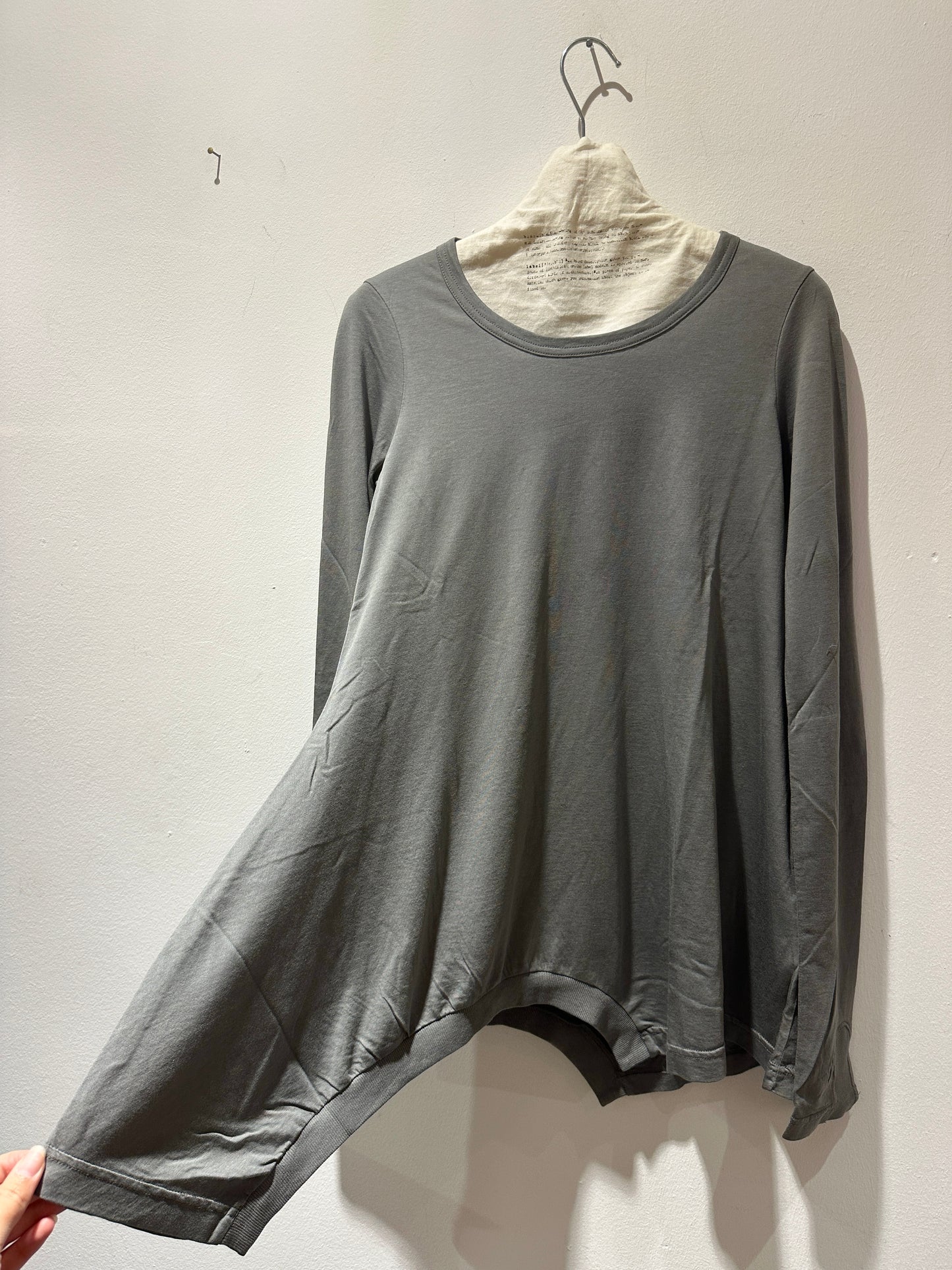 RUNDHOLZ - T-shirt svasata, Grey