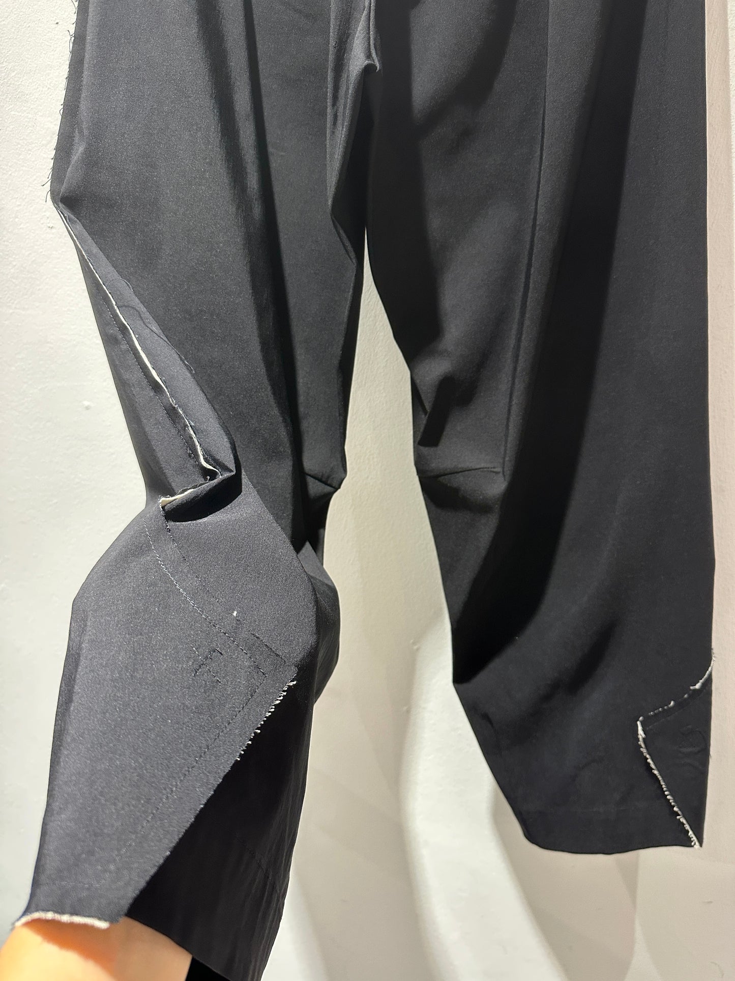 MANESERA - Pantalone tagli, Nero