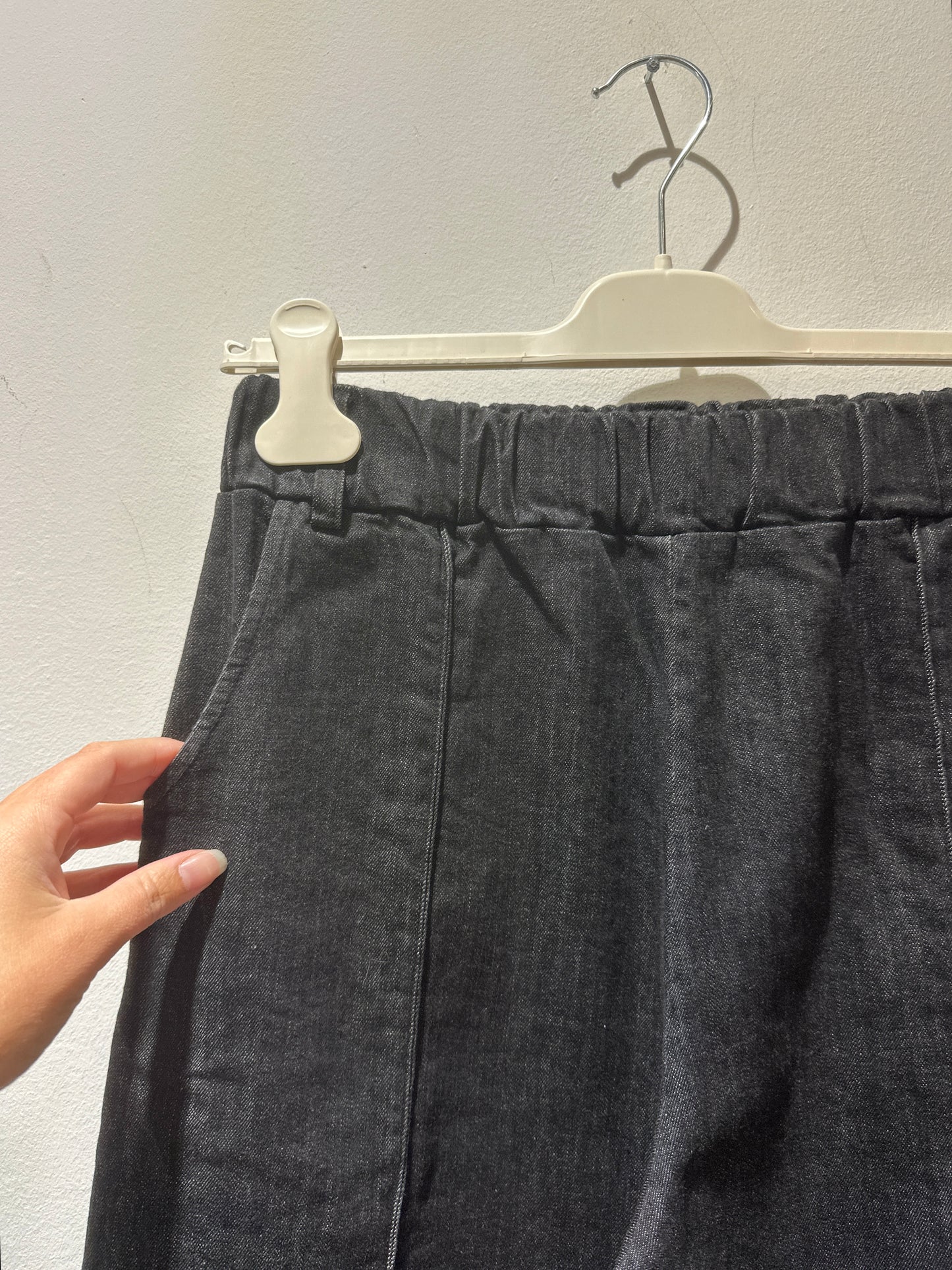 ThiPo - Pantalone denim banana, Nero