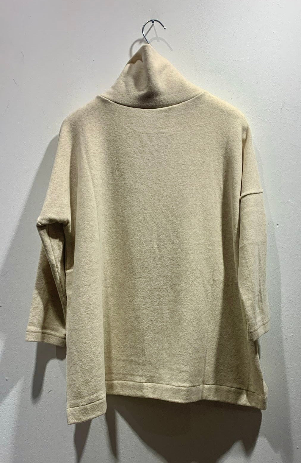 MAMA B - Maglia Dina, Lievito