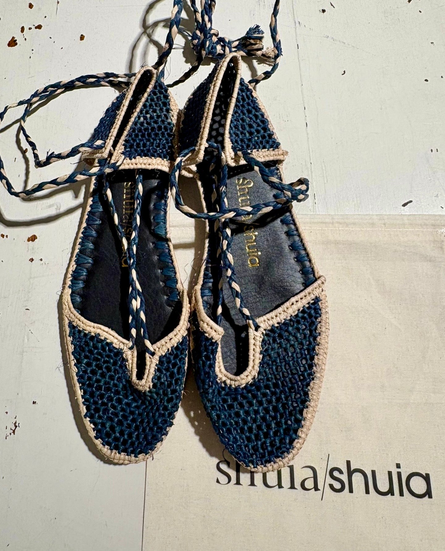 SHUIA SHUIA - Sandalo Rabat, Blu/Naturale