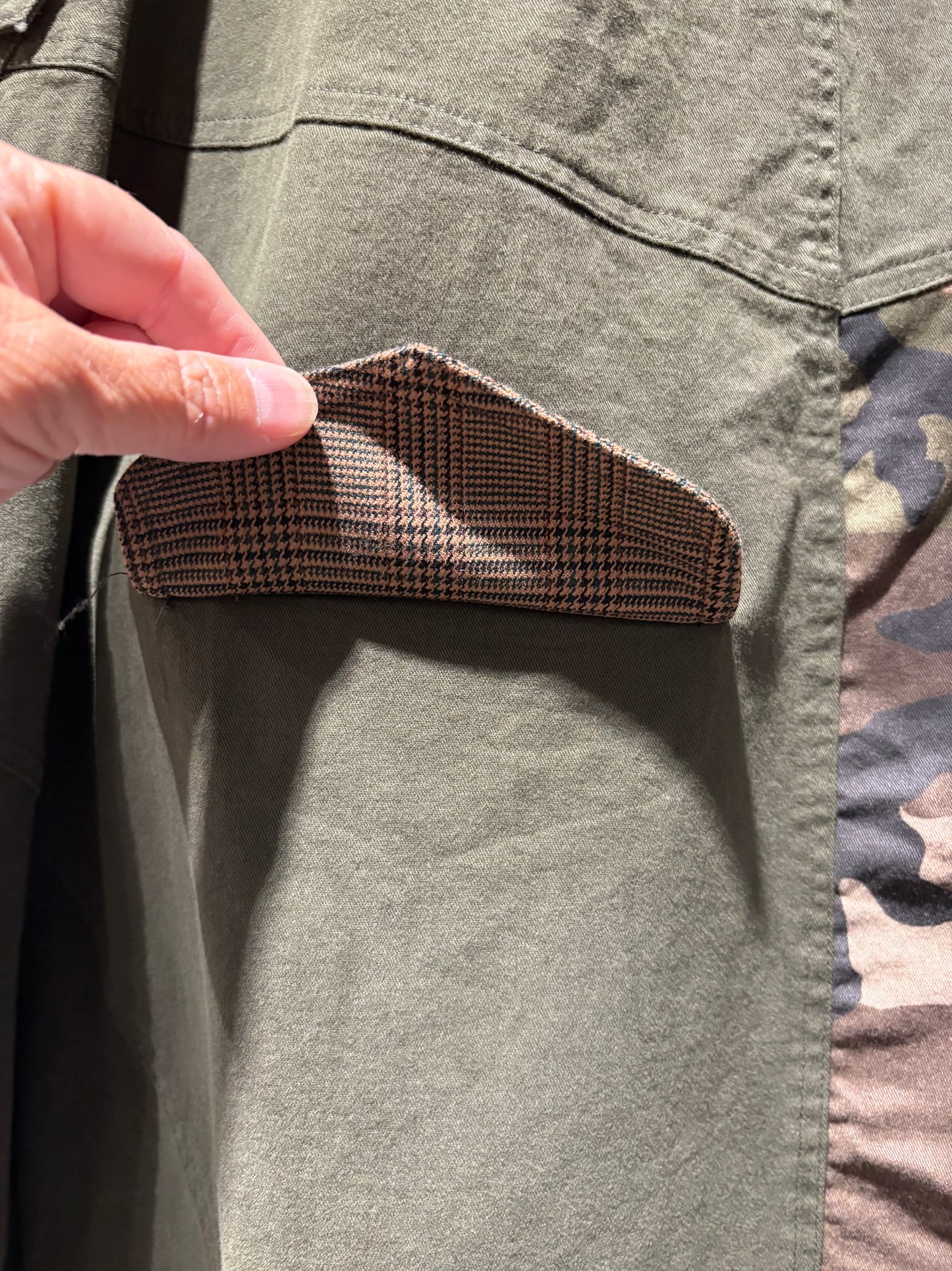 TADASHI - Gonna militare con inserti.